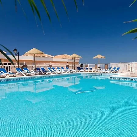 Terrace Paradise Court & Sea View