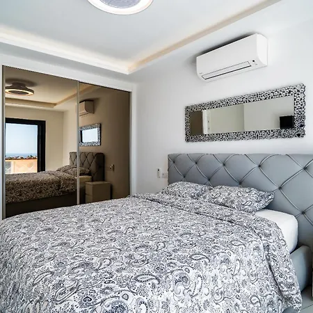 Terrace Paradise Court & Sea View شقة أذيخي